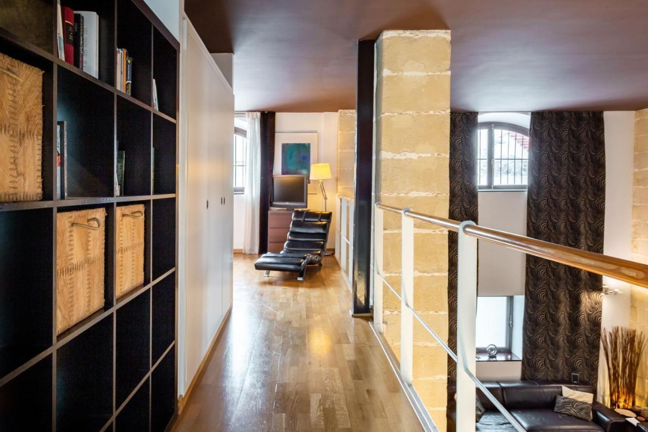 شقة Artqhost Jerez Huge Loft & Free Parking جيريز المظهر الخارجي الصورة